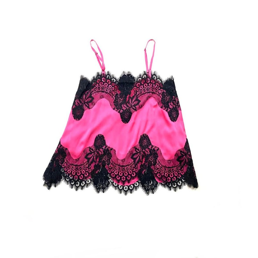 ❌SOLD❌Alice + Olivia Silk Lace Pattern Top - Picture 3 of 4